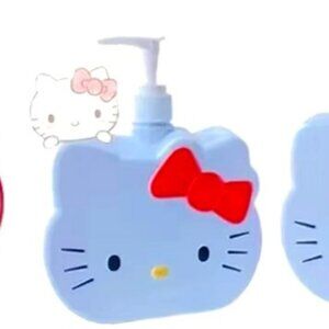 Hello Kitty Bath Pump Bottle Large 750 ml Refillable Red NEW